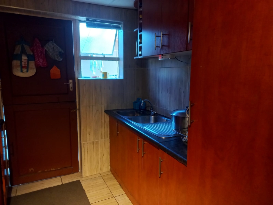 4 Bedroom Property for Sale in Portlands Western Cape